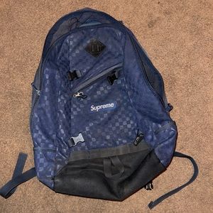 I am selling a supreme backpack. Barely used. Pretty rare bag.
